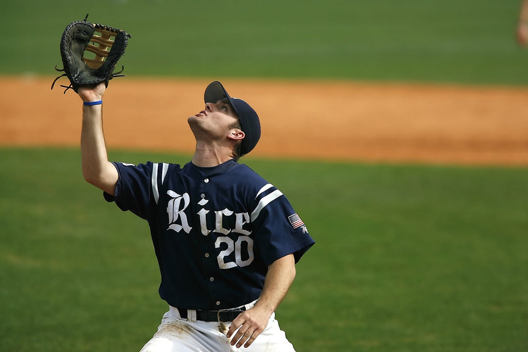 Mastering the Art of Breaking In a Baseball Glove: Tips and Techniques from the Pros