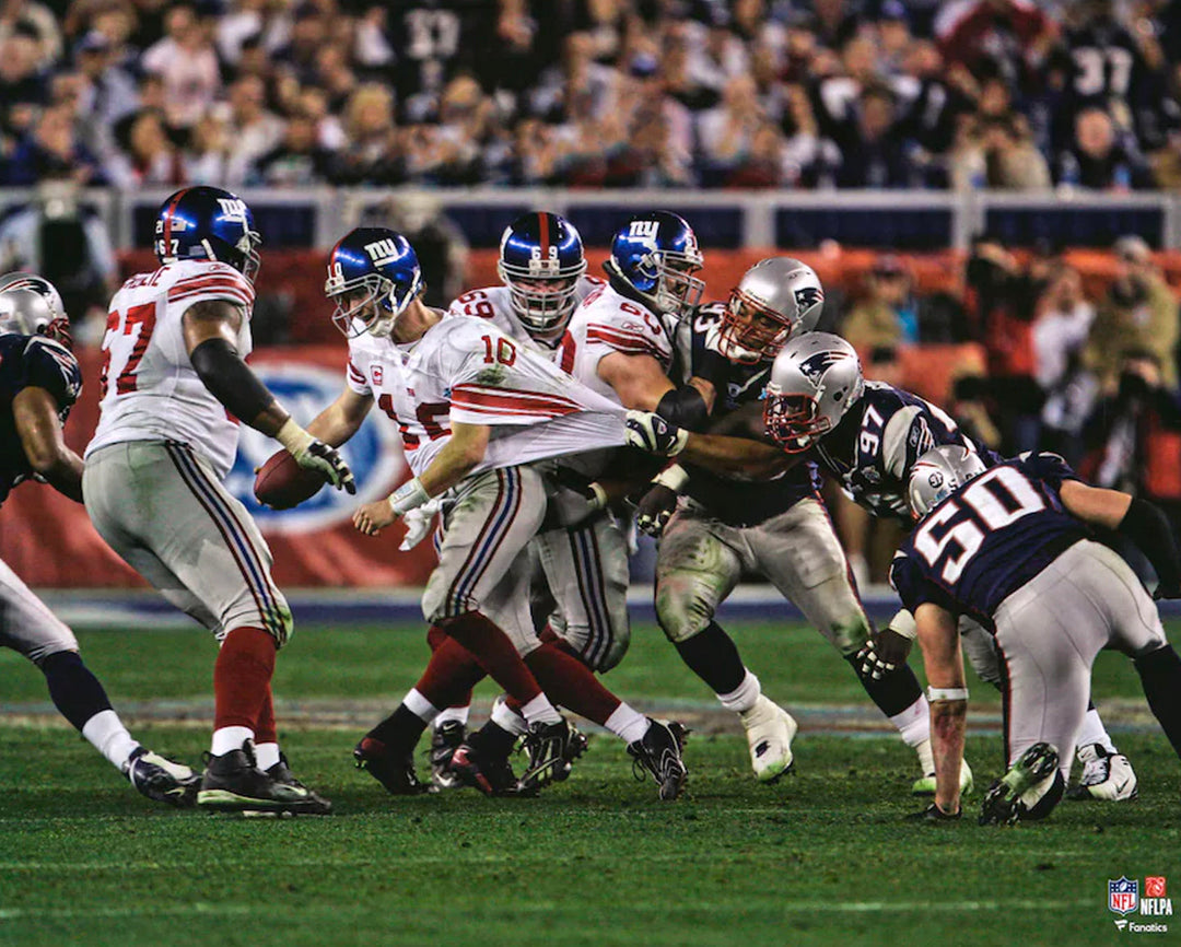 Eli Manning Super Bowl XLII Escape New York Giants 8" x 10" Football Photo