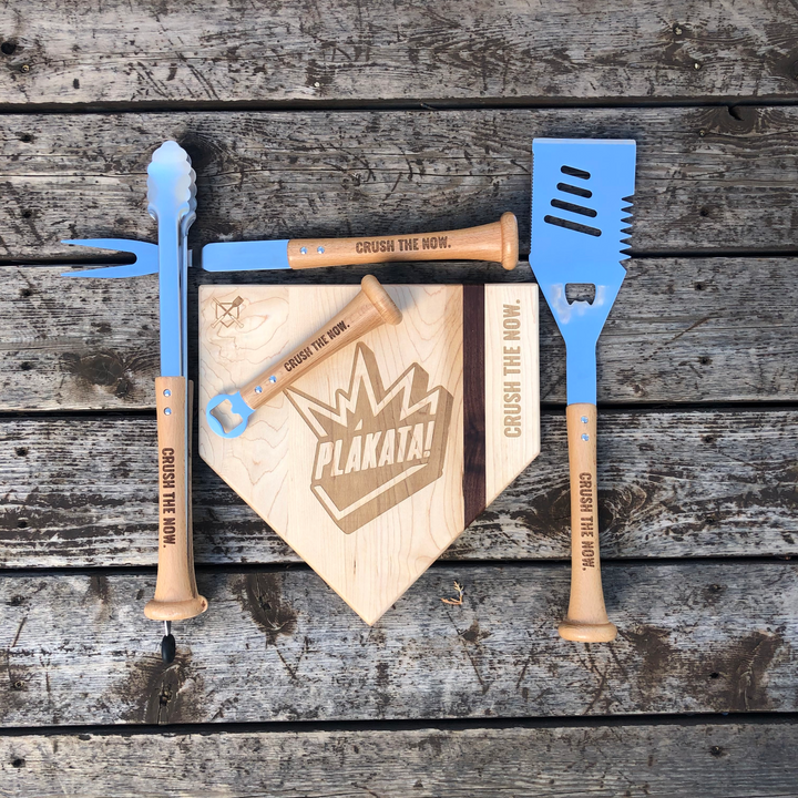 "PLÁKATA!" Grill Set