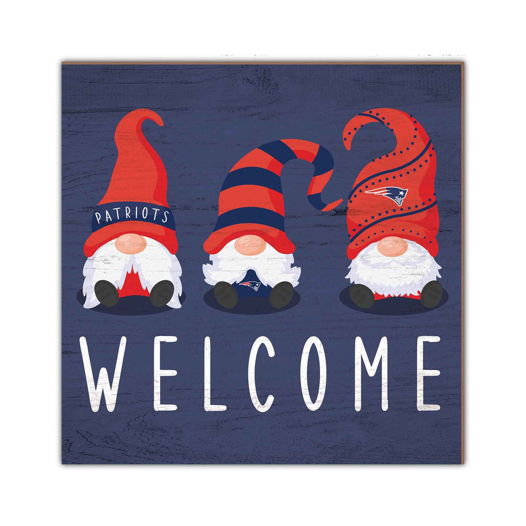 New England Patriots Gnome 10" Welcome Wood Sign