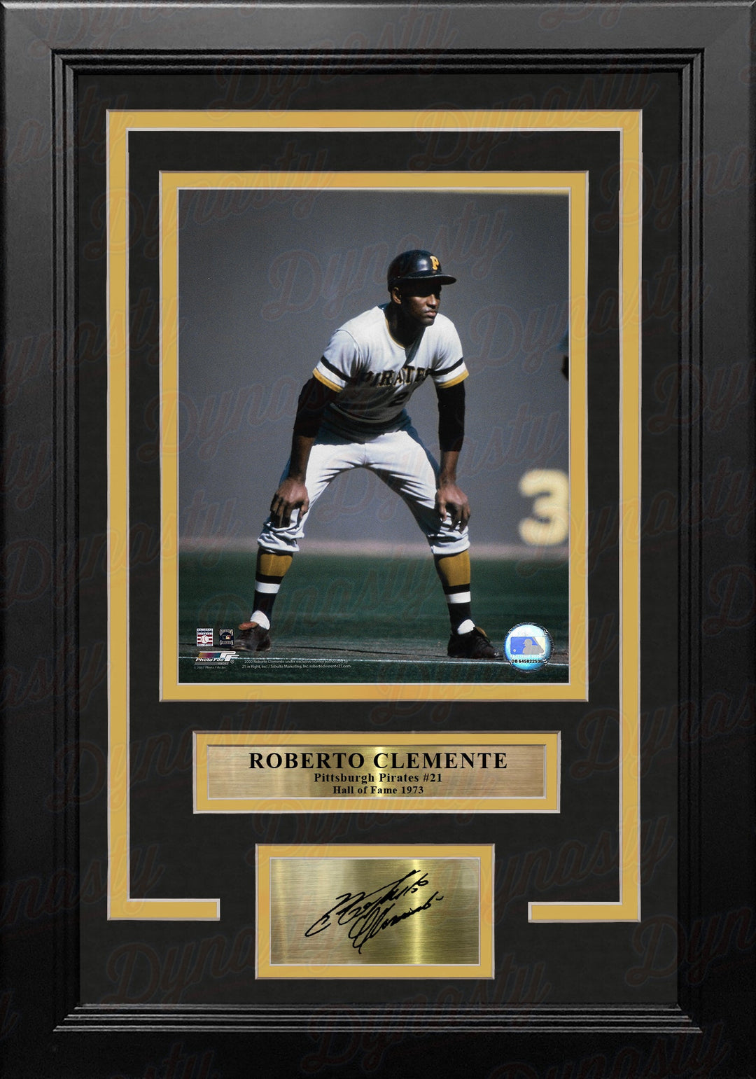 Roberto Clemente On Base Pittsburgh Pirates 8" x 10" Framed Baseball Photo with Engraved Autograph