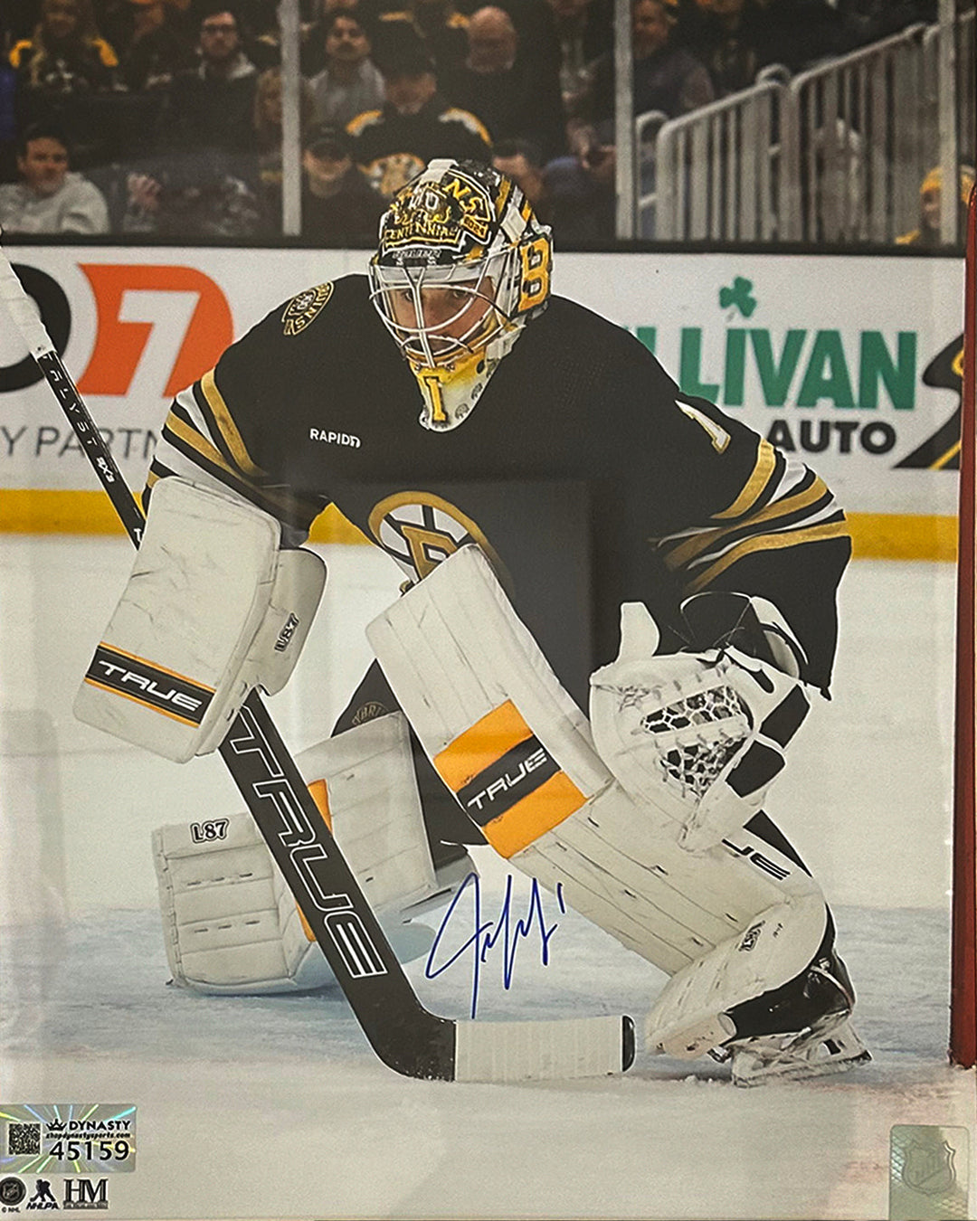 Jeremy Swayman in Goal Boston Bruins Autographed 16" x 20" Hockey Photo