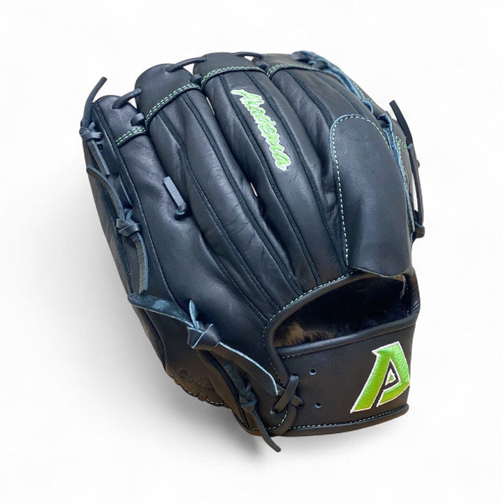 Akadema Glove ADU 135 (12 inch) Pitcher Only