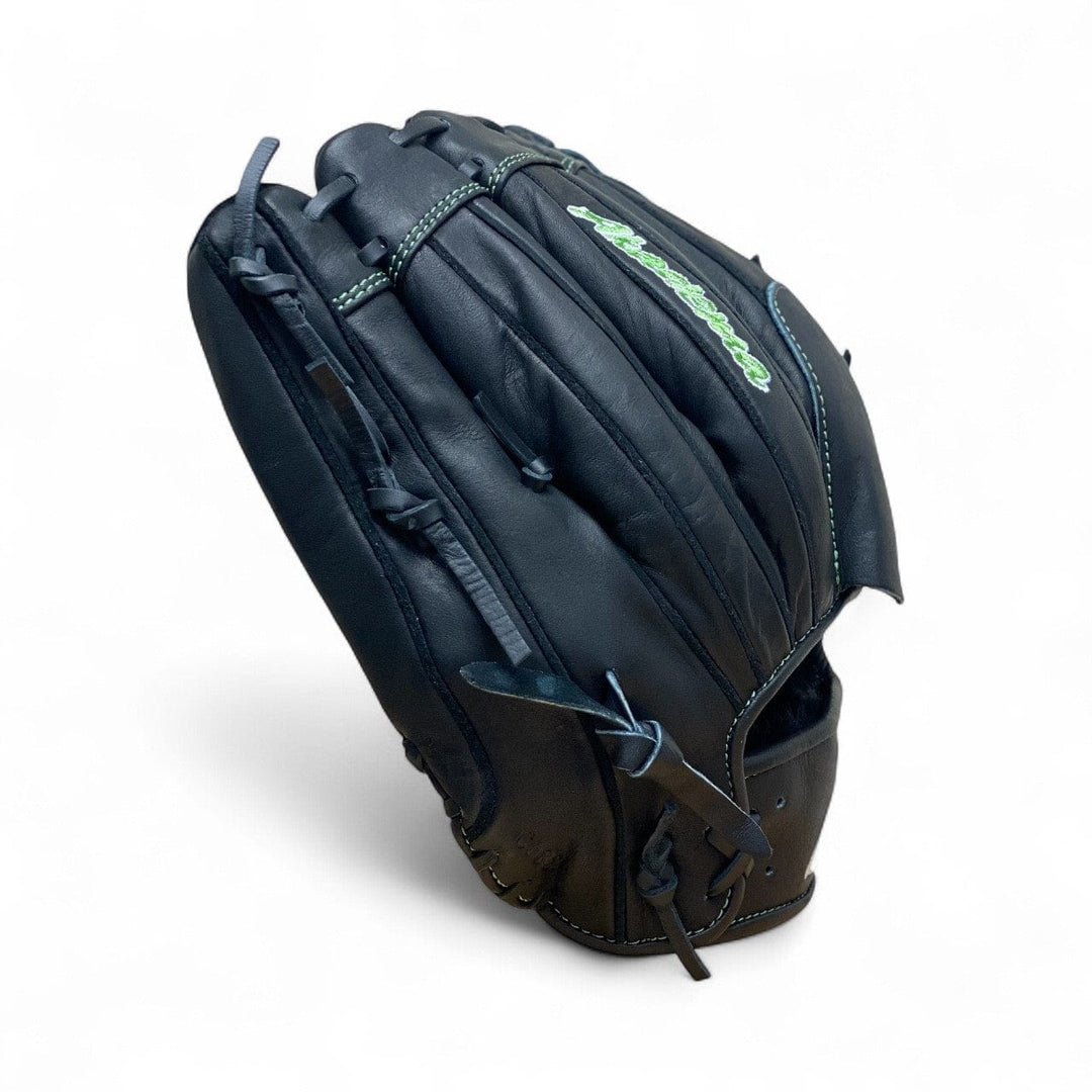 Akadema Glove ADU 135 (12 inch) Pitcher Only