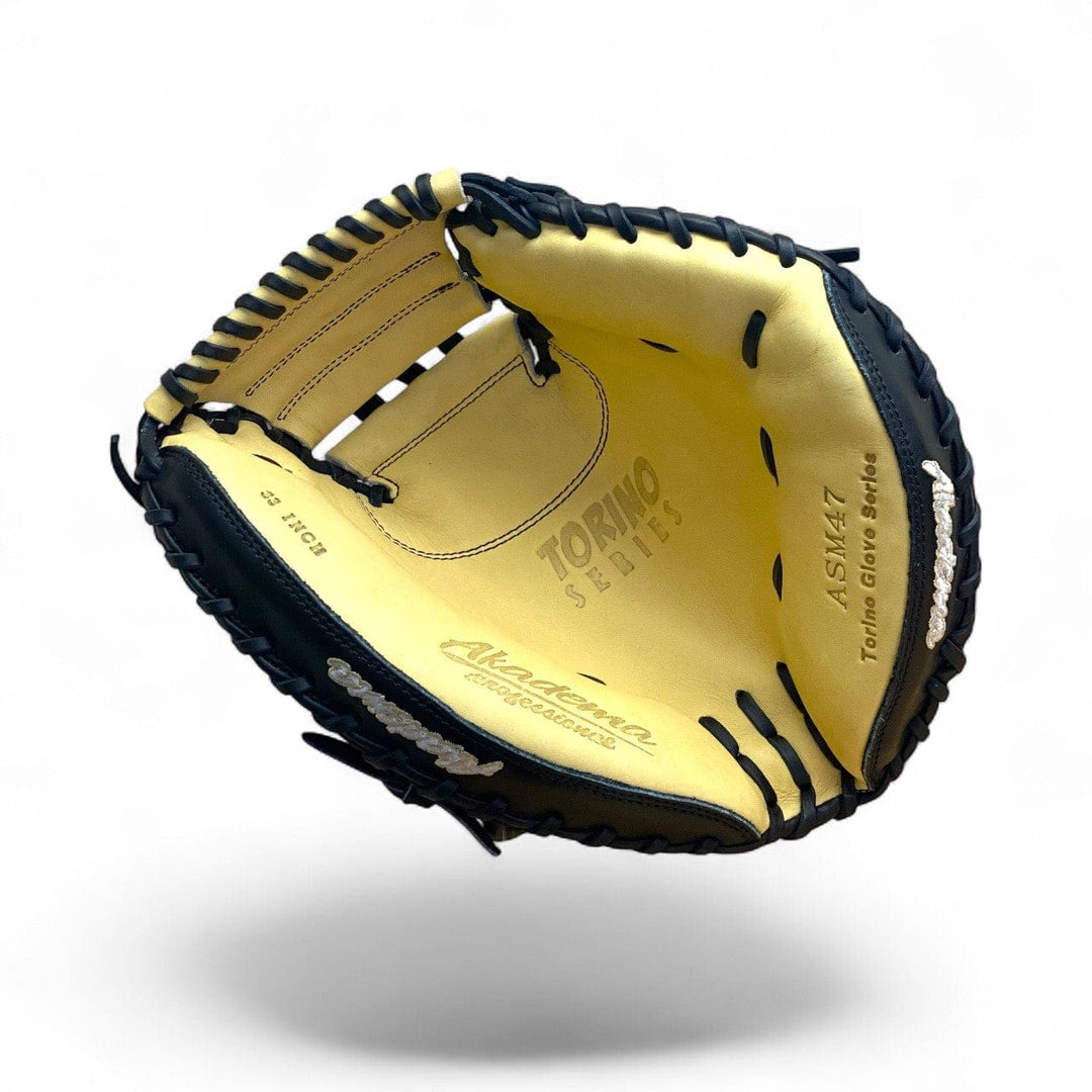 Akadema Glove Right ASM 47 (33 inch circumference) Torino Catcher's Mitt