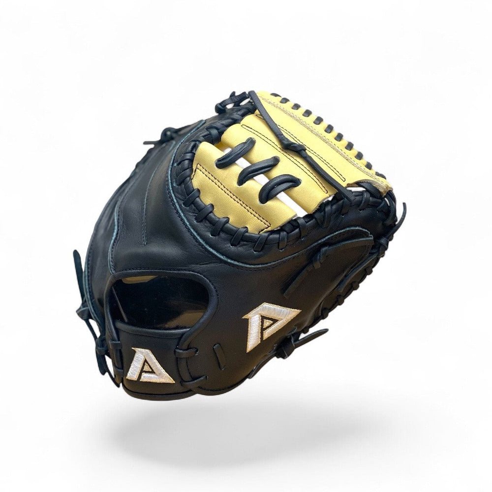 Akadema Glove Right ASM 47 (33 inch circumference) Torino Catcher's Mitt