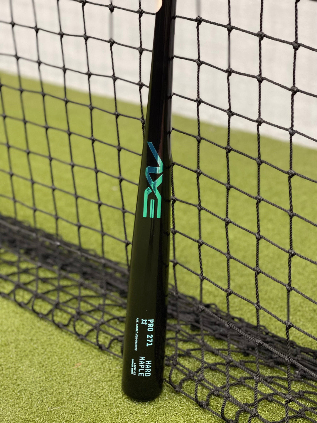 Axe Bat Wood Axe Pro Series Maple Wood Baseball Bat  | SPD 271 Turn | Vantablack | Axe Handle