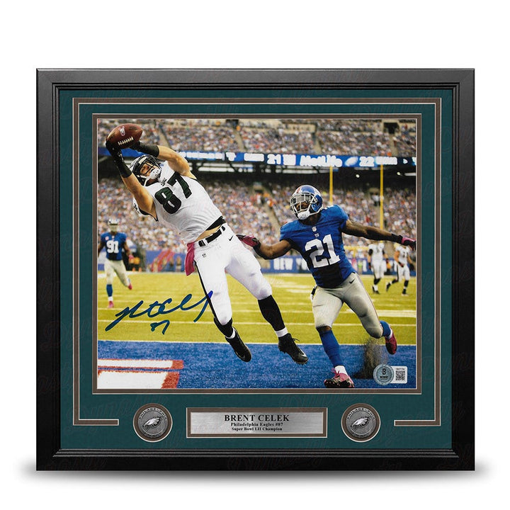 Dynasty Sports & Framing Autographed Framed Football Photos Brent Celek Touchdown v. Giants Philadelphia Eagles Autographed 16" x 20" Framed Football Photo