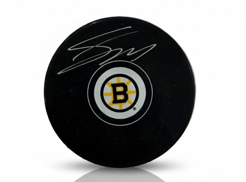 Dynasty Sports & Framing Autographed Pucks Fraser Minten Boston Bruins Autographed 2025 Logo Puck
