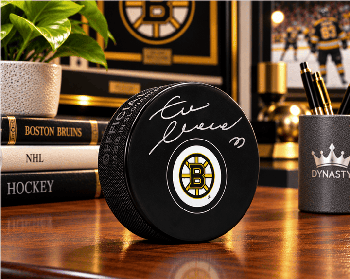 Dynasty Sports & Framing Autographed Pucks Zdeno Chara Boston Bruins Autographed Hockey Puck