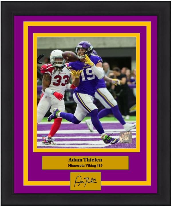 Dynasty Sports & Framing Engraved Signatures Adam Thielen Touchdown Catch Minnesota Vikings 8x10 Framed Football Photo with Engraved Autograph