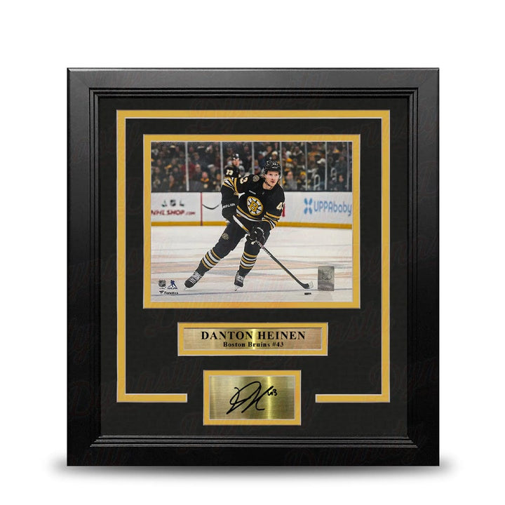 Dynasty Sports & Framing Engraved Signatures Danton Heinen in Action Boston Bruins 8" x 10" Framed Hockey Photo with Engraved Autograph