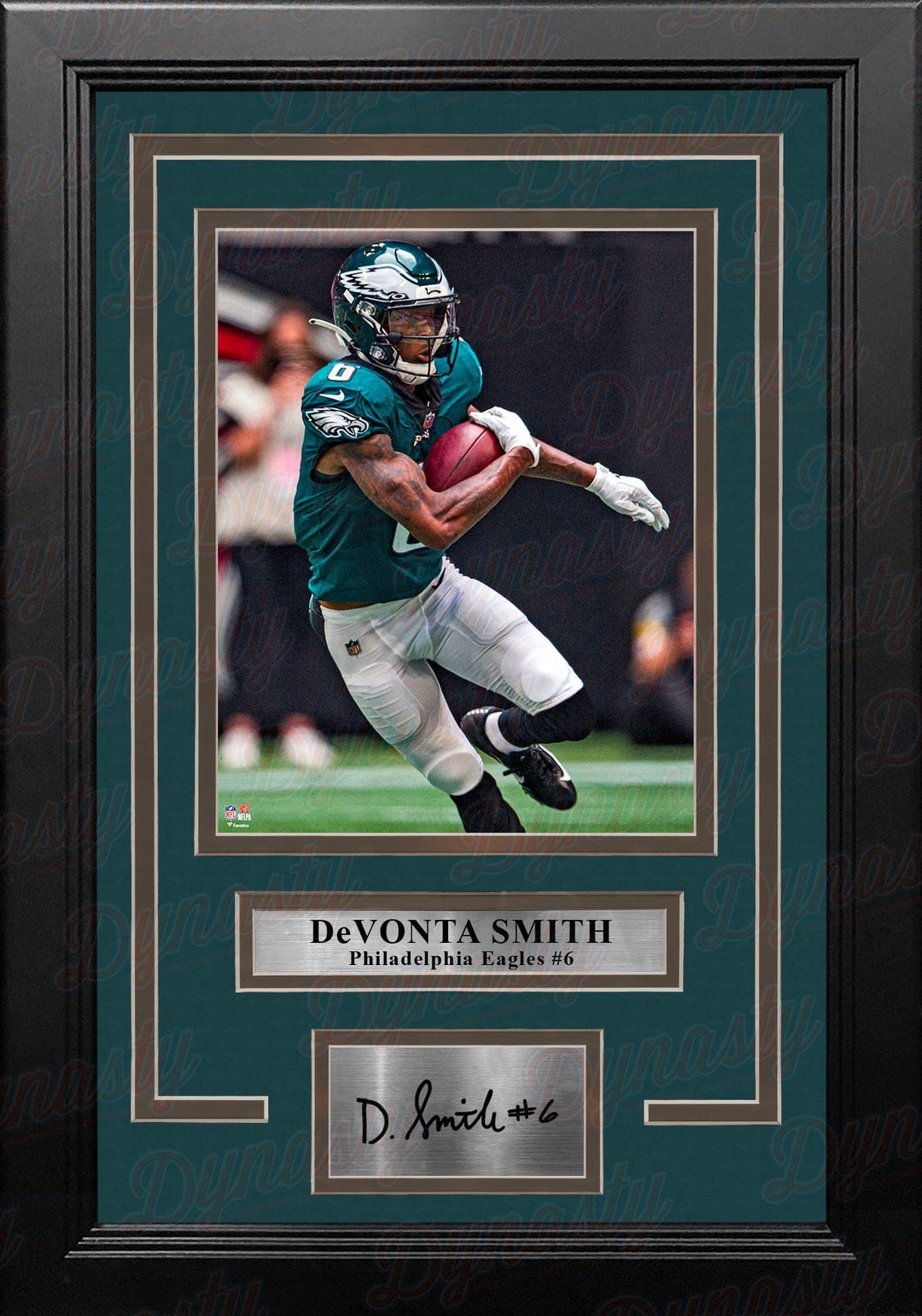 Dynasty Sports & Framing Engraved Signatures DeVonta Smith in Action Philadelphia Eagles 8" x 10" Framed Football Photo with Engraved Autograph
