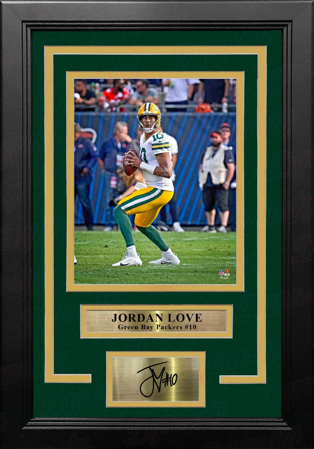 Dynasty Sports & Framing Engraved Signatures Jordan Love in Action Green Bay Packers 8" x 10" Framed Football Photo with Engraved Autograph