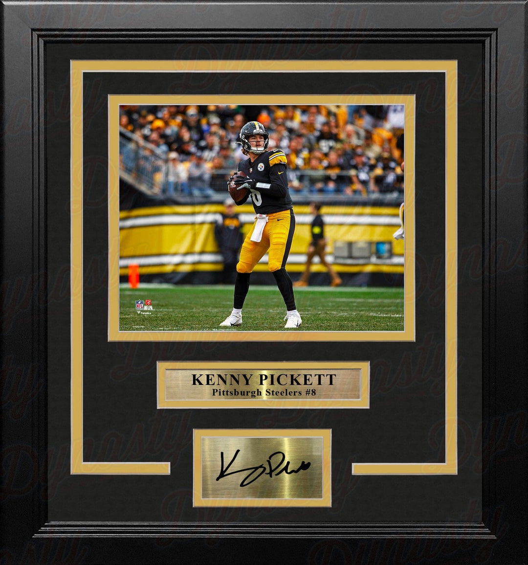 Dynasty Sports & Framing Engraved Signatures Kenny Pickett in Action Pittsburgh Steelers 8" x 10" Framed Football Photo with Engraved Autograph