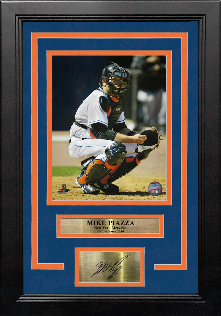 Dynasty Sports & Framing Engraved Signatures Mike Piazza Catching Action 8"x 10" Framed Baseball Photo with Engraved Autograph