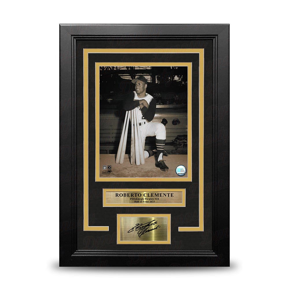 Dynasty Sports & Framing Engraved Signatures Roberto Clemente Bat Pose Pittsburgh Pirates 8" x 10" Framed Baseball Photo with Engraved Autograph