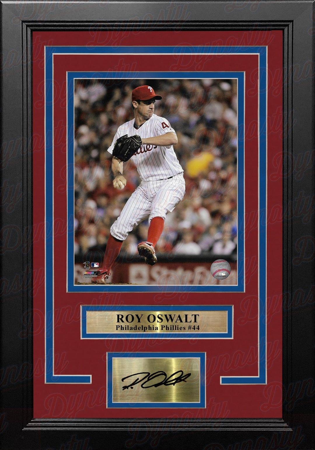 Dynasty Sports & Framing Engraved Signatures Roy Oswalt in Action Philadelphia Phillies 8" x 10" Framed Baseball Photo with Engraved Autograph