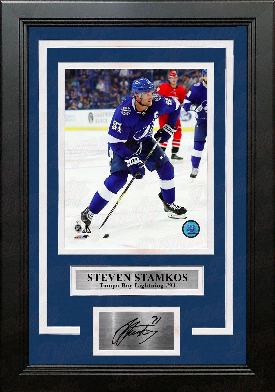 Dynasty Sports & Framing Engraved Signatures Steven Stamkos in Action Tampa Bay Lightning 8" x 10" Framed Hockey Photo with Engraved Autograph