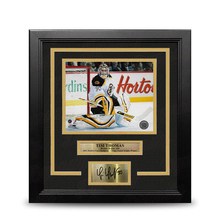 Dynasty Sports & Framing Engraved Signatures Tim Thomas in Action Boston Bruins 8" x 10" Framed Hockey Photo with Engraved Autograph