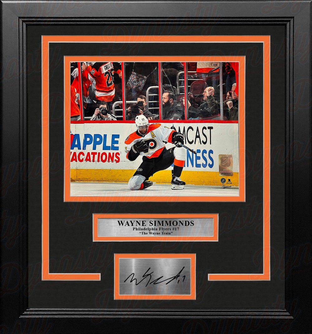 Dynasty Sports & Framing Engraved Signatures Wayne Simmonds Fist Pump Philadelphia Flyers 8" x 10" Framed Hockey Photo with Engraved Autograph