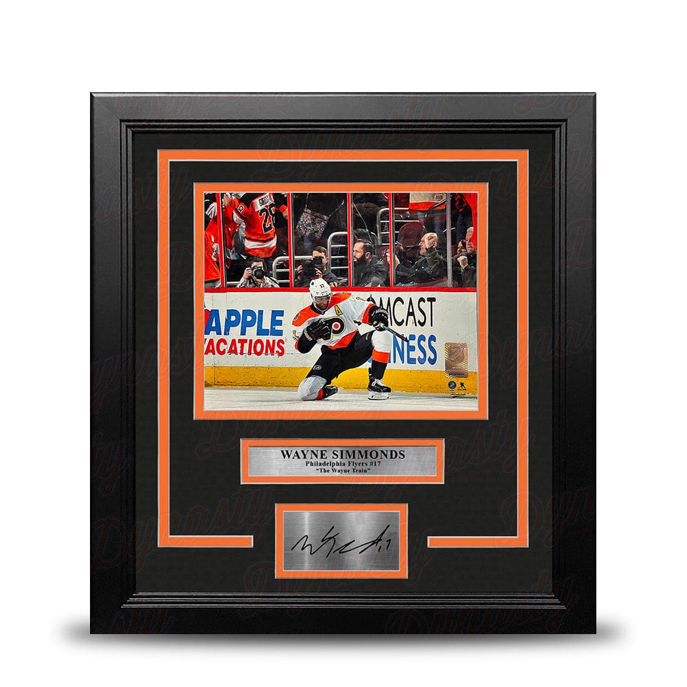 Dynasty Sports & Framing Engraved Signatures Wayne Simmonds Fist Pump Philadelphia Flyers 8" x 10" Framed Hockey Photo with Engraved Autograph