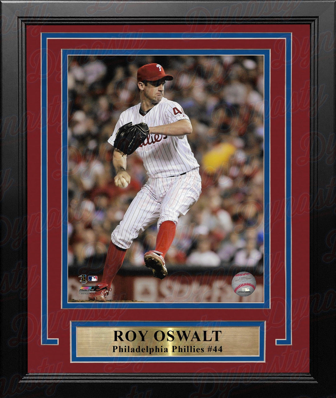 Dynasty Sports & Framing Framed Baseball Photos Roy Oswalt in Action Philadelphia Phillies 8" x 10" Framed Baseball Photo