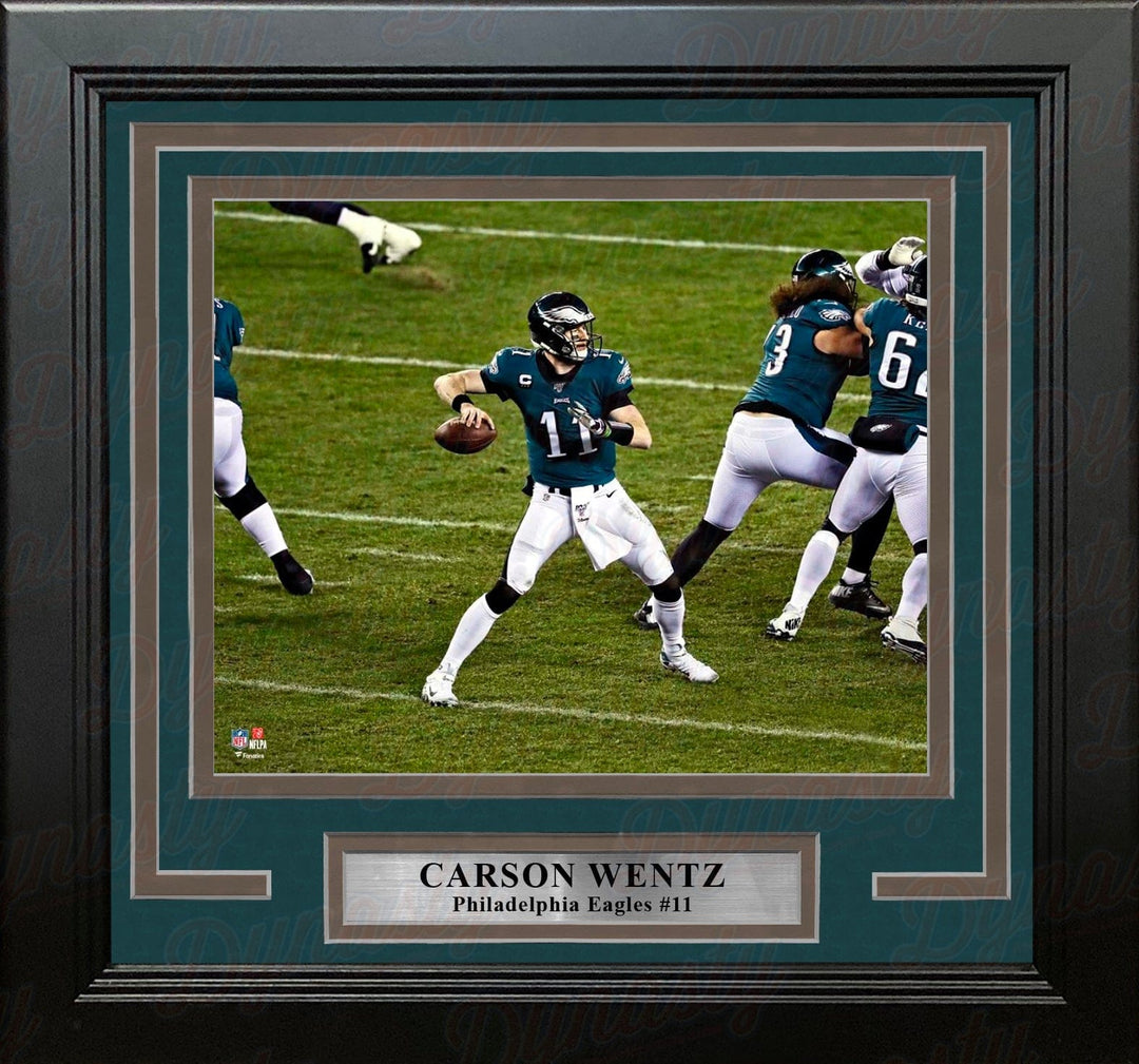 Dynasty Sports & Framing Framed Football Photos Carson Wentz in Action Philadelphia Eagles 8" x 10" Framed Football Photo
