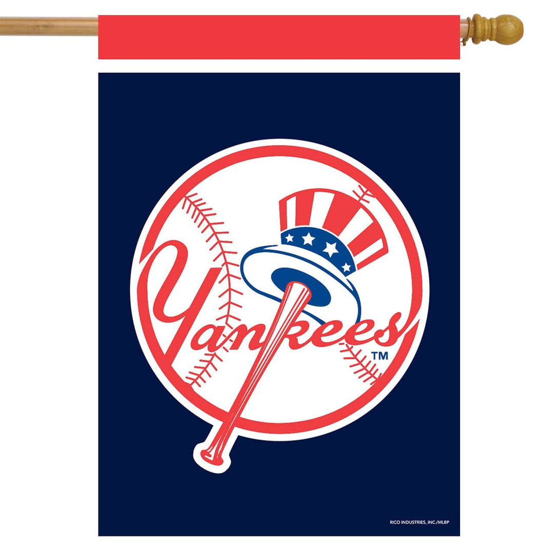 Dynasty Sports & Framing Outdoors - Vertical Flags New York Yankees House Flag