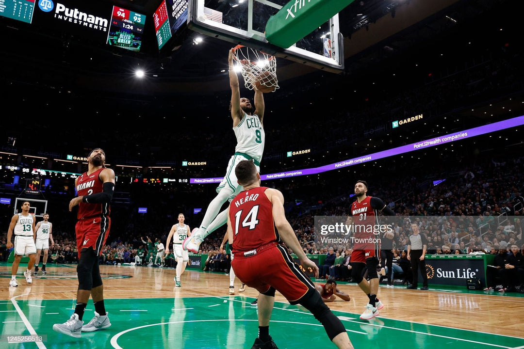 Dynasty Sports & Framing Unframed Basketball Photos 8x10 Photo Derrick White Slam Dunk Boston Celtics Basketball Photo