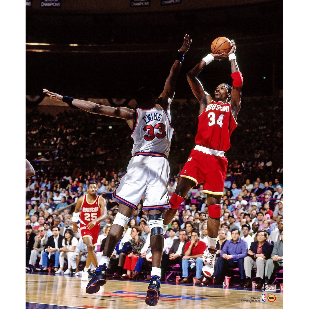 Dynasty Sports & Framing Unframed Basketball Photos Hakeem Olajuwon in Action Houston Rockets 8" x 10" Basketball Photo