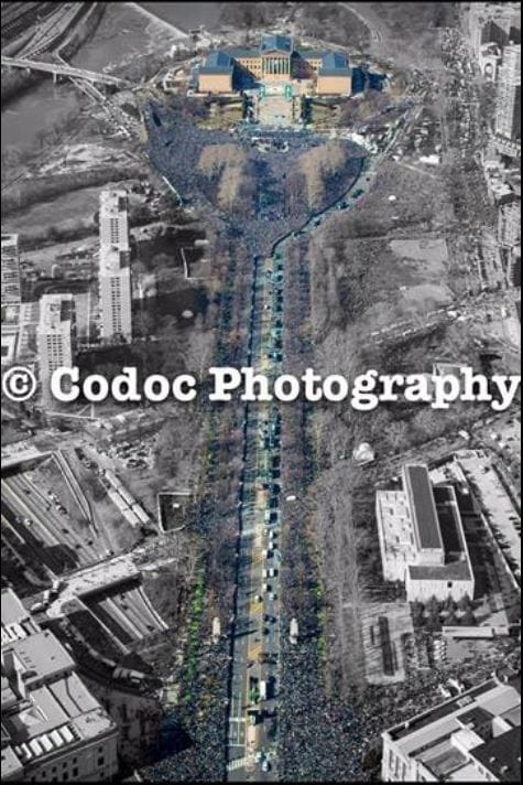 Dynasty Sports & Framing Unframed Football Photos 8x10 Photo Philadelphia Eagles Super Bowl LII Champions Parade NFL Football Photo