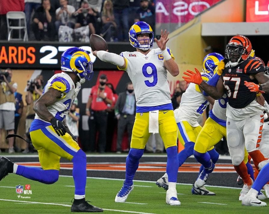 Dynasty Sports & Framing Unframed Football Photos Matthew Stafford Game-Winning Touchdown Super Bowl LVI Los Angeles Rams 8" x 10" Football Photo