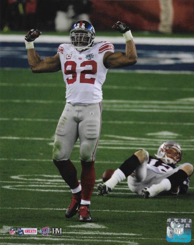 Dynasty Sports & Framing Unframed Football Photos Michael Strahan Over Brady Super Bowl XLII New York Giants 8" x 10" Football Photo