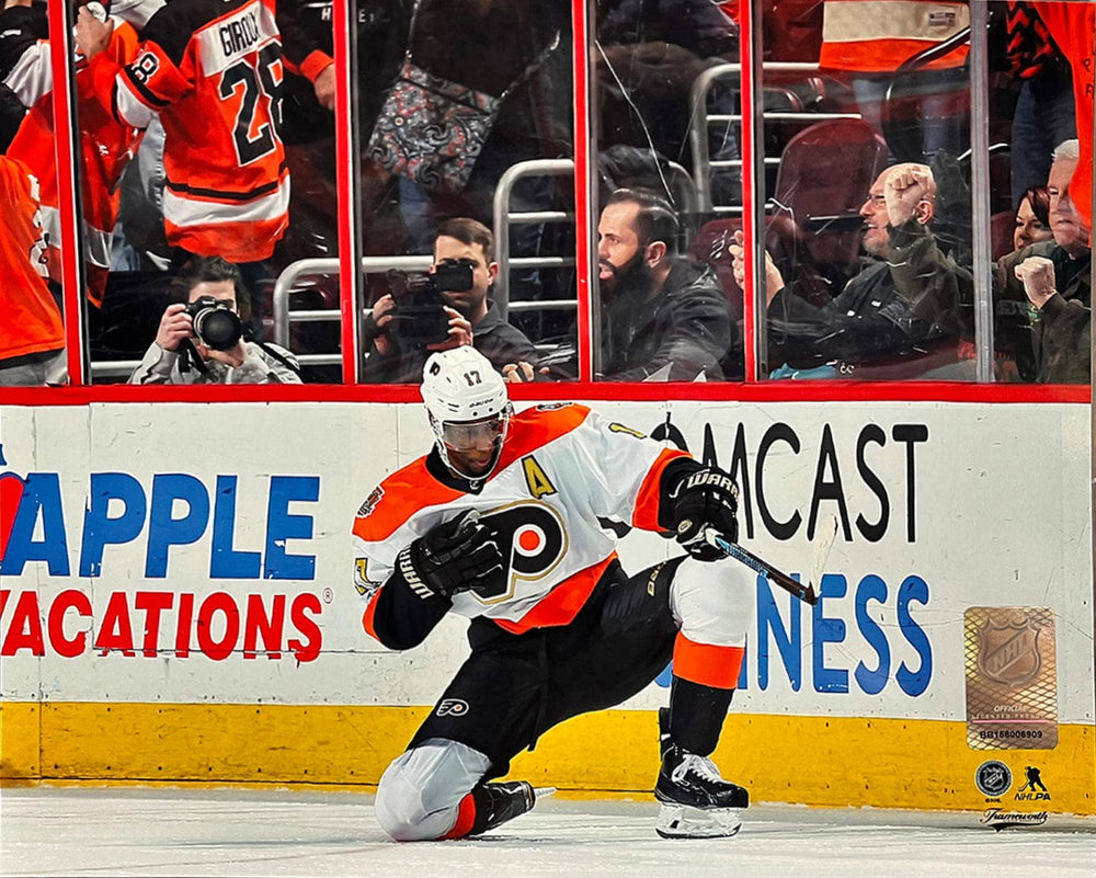 Dynasty Sports & Framing Unframed Hockey Photos Wayne Simmonds Fist Pump Philadelphia Flyers 8" x 10" Hockey Photo