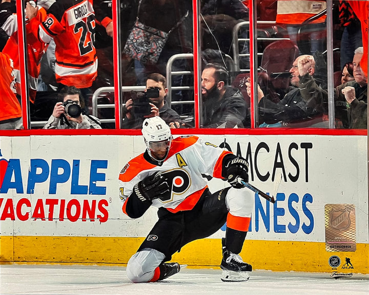 Dynasty Sports & Framing Unframed Hockey Photos Wayne Simmonds Fist Pump Philadelphia Flyers 8" x 10" Hockey Photo
