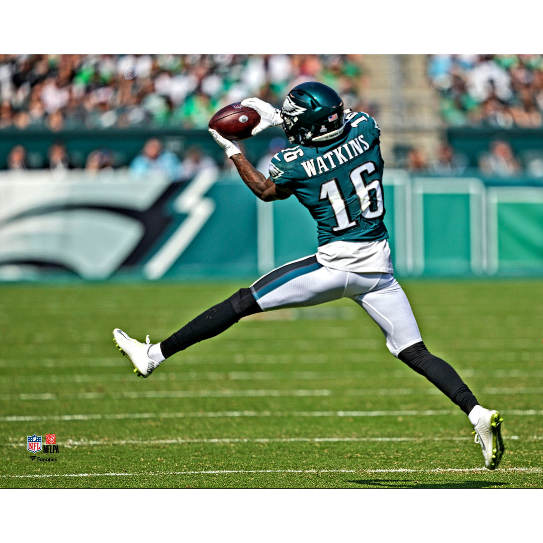 Quez Watkins in Action Philadelphia Eagles 8" x 10" Football Photo