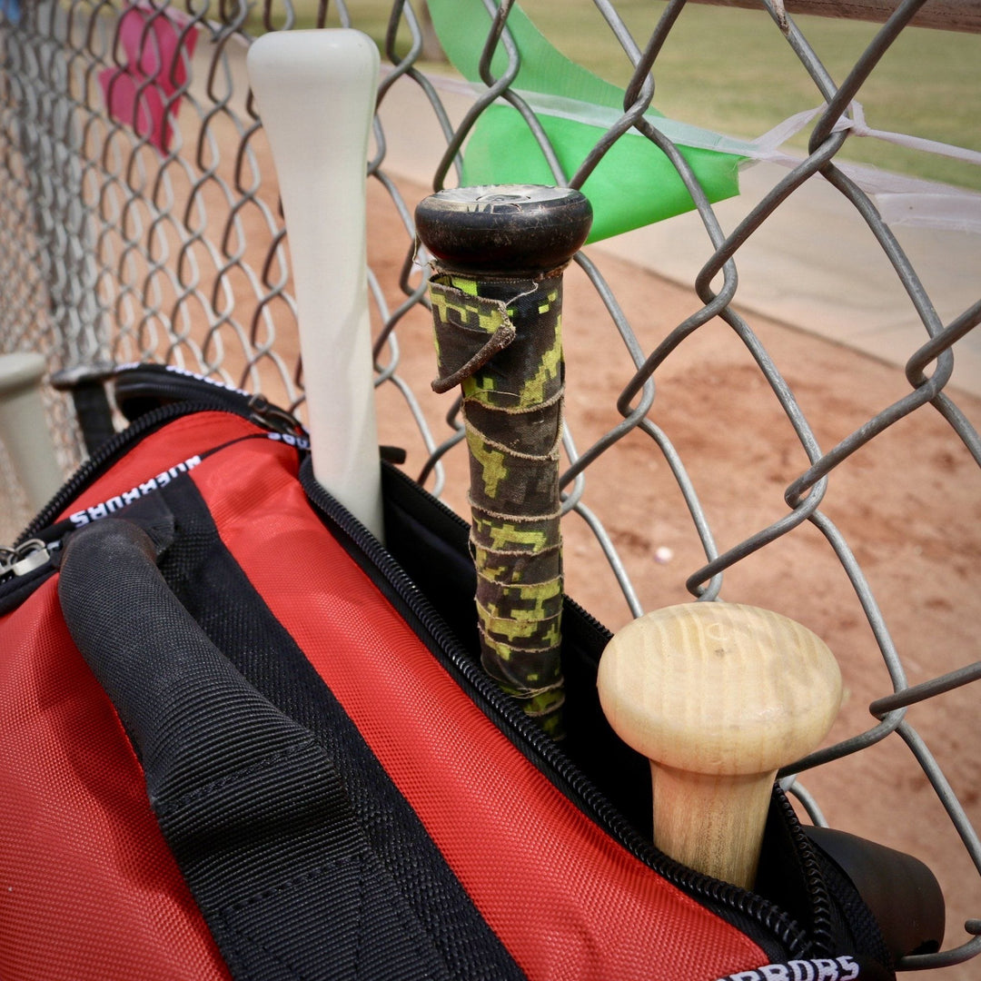 No Errors Sports Wheeled Bag The Dinger II
