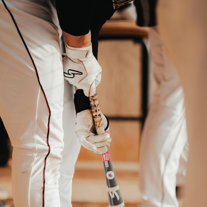 Stinger Sports Batting Gloves Sting Squad Batting Gloves - White & Gold Chrome