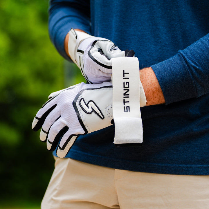 Stinger Sports Batting Gloves Winder Series Batting Gloves - Black & White