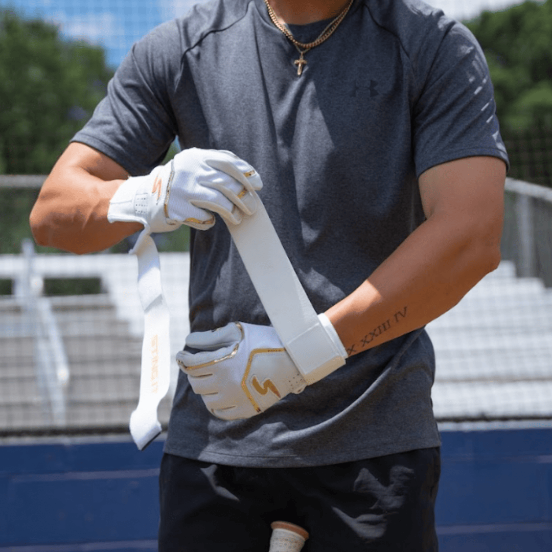 Stinger Sports Batting Gloves Winder Series Batting Gloves - White & Gold Chrome
