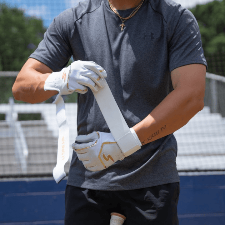 Stinger Sports Batting Gloves Winder Series Batting Gloves - White & Gold Chrome
