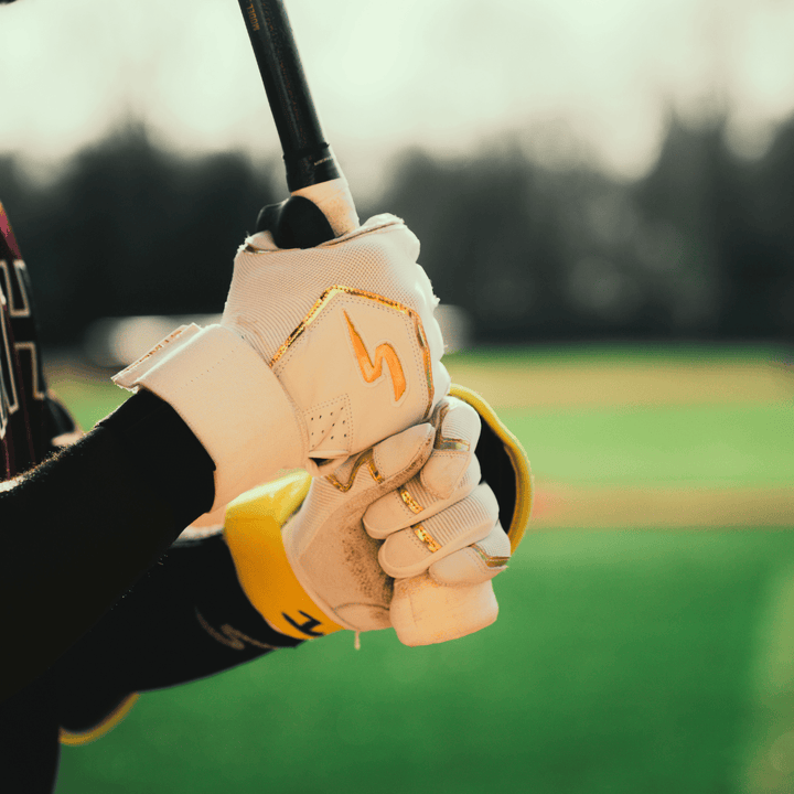 Stinger Sports Batting Gloves Winder Series Batting Gloves - White & Gold Chrome