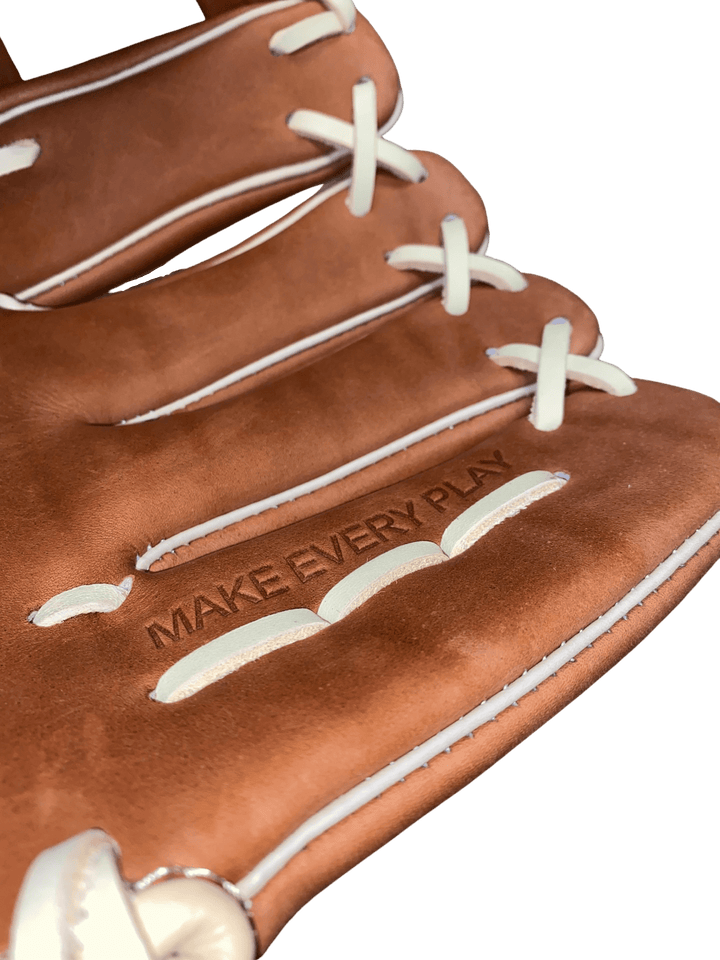 Stinger Sports Fielding Gloves Classic SERIES INFIELD BASEBALL GLOVE