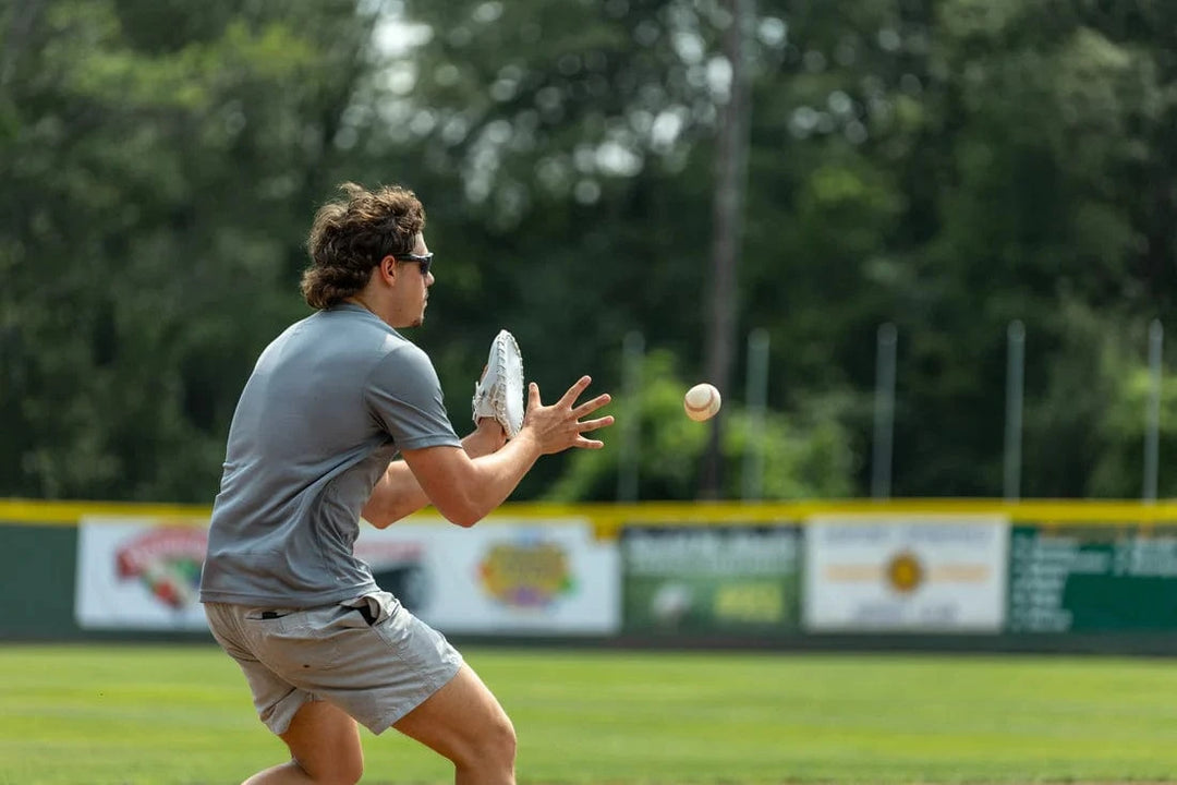 Valle Sporting Goods Baseball & Softball Gloves Switch Ambidextrous Pancake Glove | Valle Sporting Goods