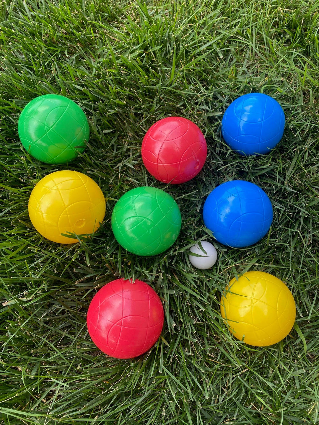 Varo Baseball Markwort Lawn Bocce Ball Set – 9-Piece Set with 2 Balls Each in Blue, Green, Red & Yellow + White Jack Ball